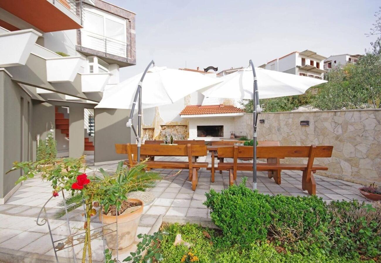 Apartments Javi - Free Private Parking Trogir Ngoại thất bức ảnh
