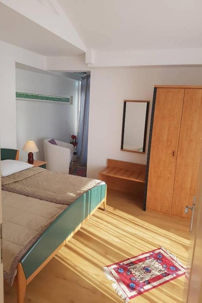 Apartments Javi - Free Private Parking Trogir Ngoại thất bức ảnh