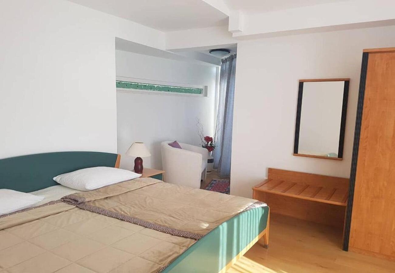 Apartments Javi - Free Private Parking Trogir Ngoại thất bức ảnh