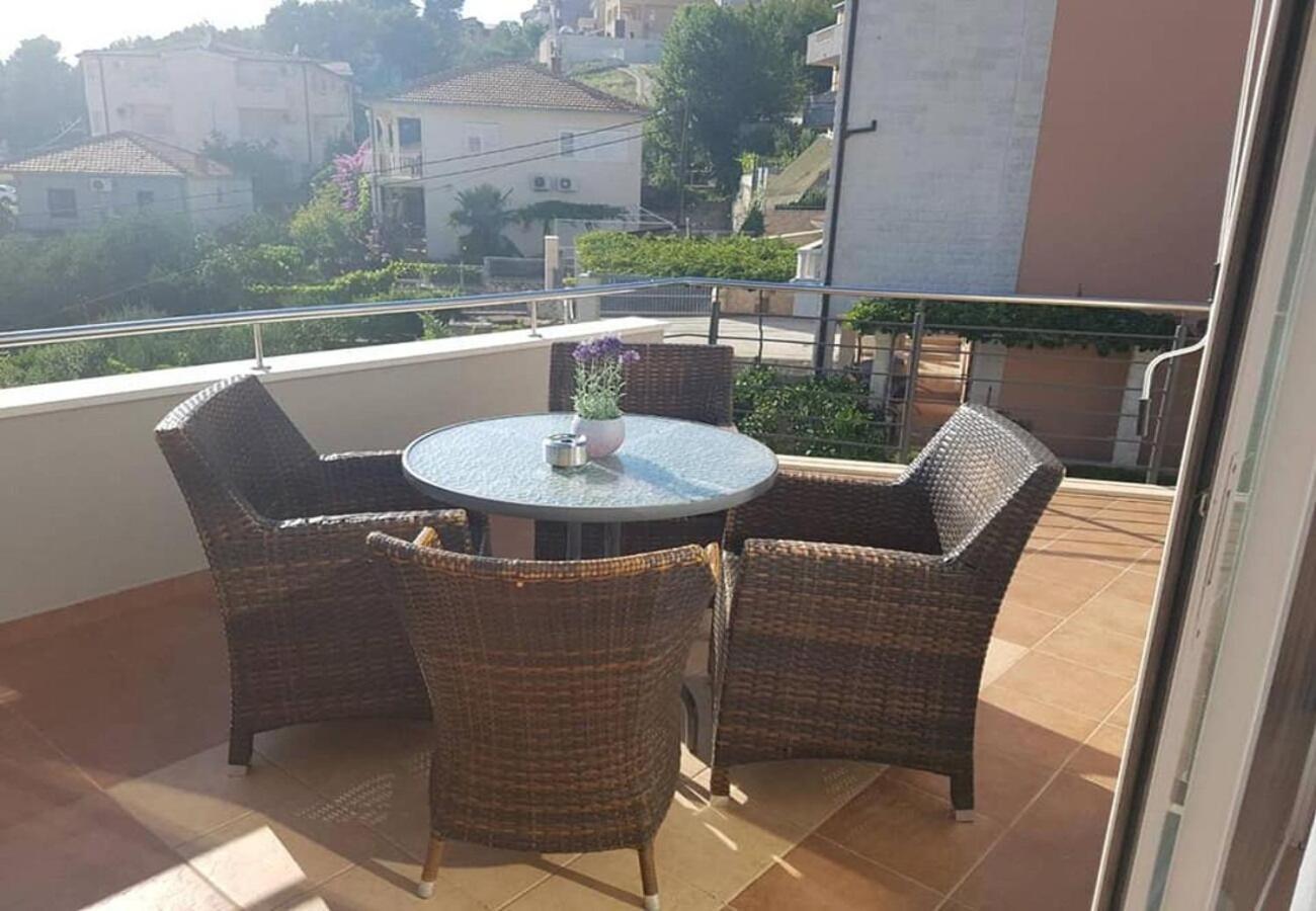 Apartments Javi - Free Private Parking Trogir Ngoại thất bức ảnh